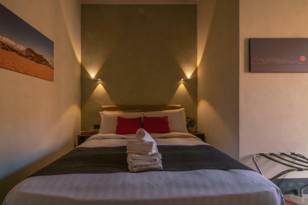 Cappuccine Guesthouse Cagliari Ngoại thất bức ảnh